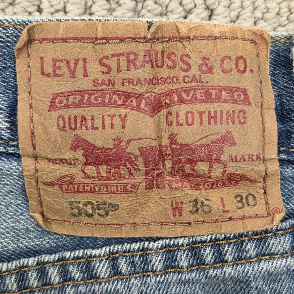 Levis 505 Straight Fit Mens Jeans 36x30 Medium Wash‎ Blue Denim 100% Cotton Y2K
